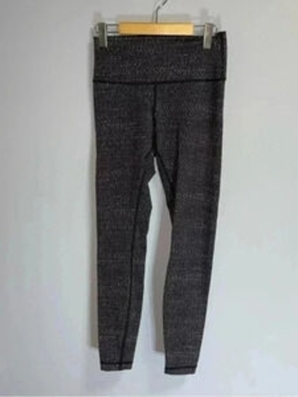 lululemon athletica Speckled Black and White Athletic Top - Picture 3 of 8
